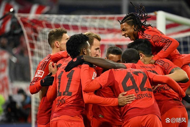 奥格斯堡强势跻身前列，德甲赛场纷乱的简单介绍