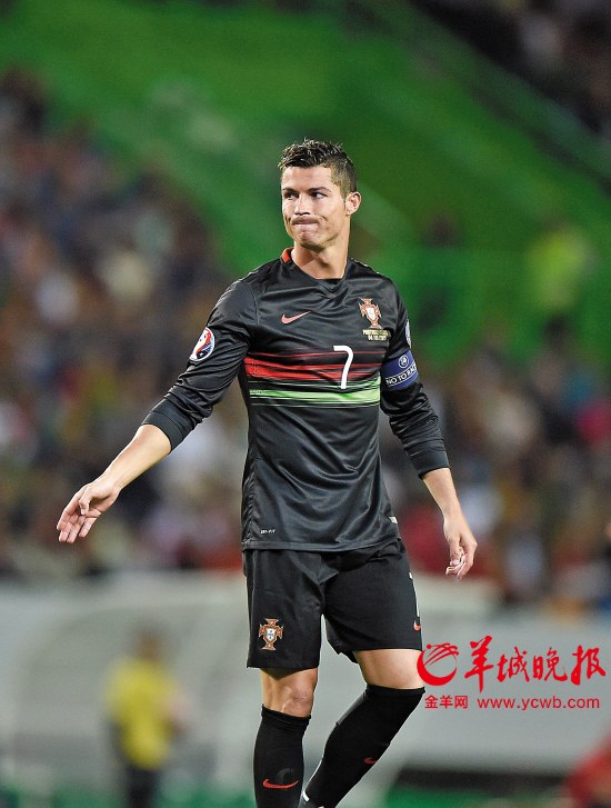 包含法国险胜中国，苏亚雷斯爆发神勇的词条