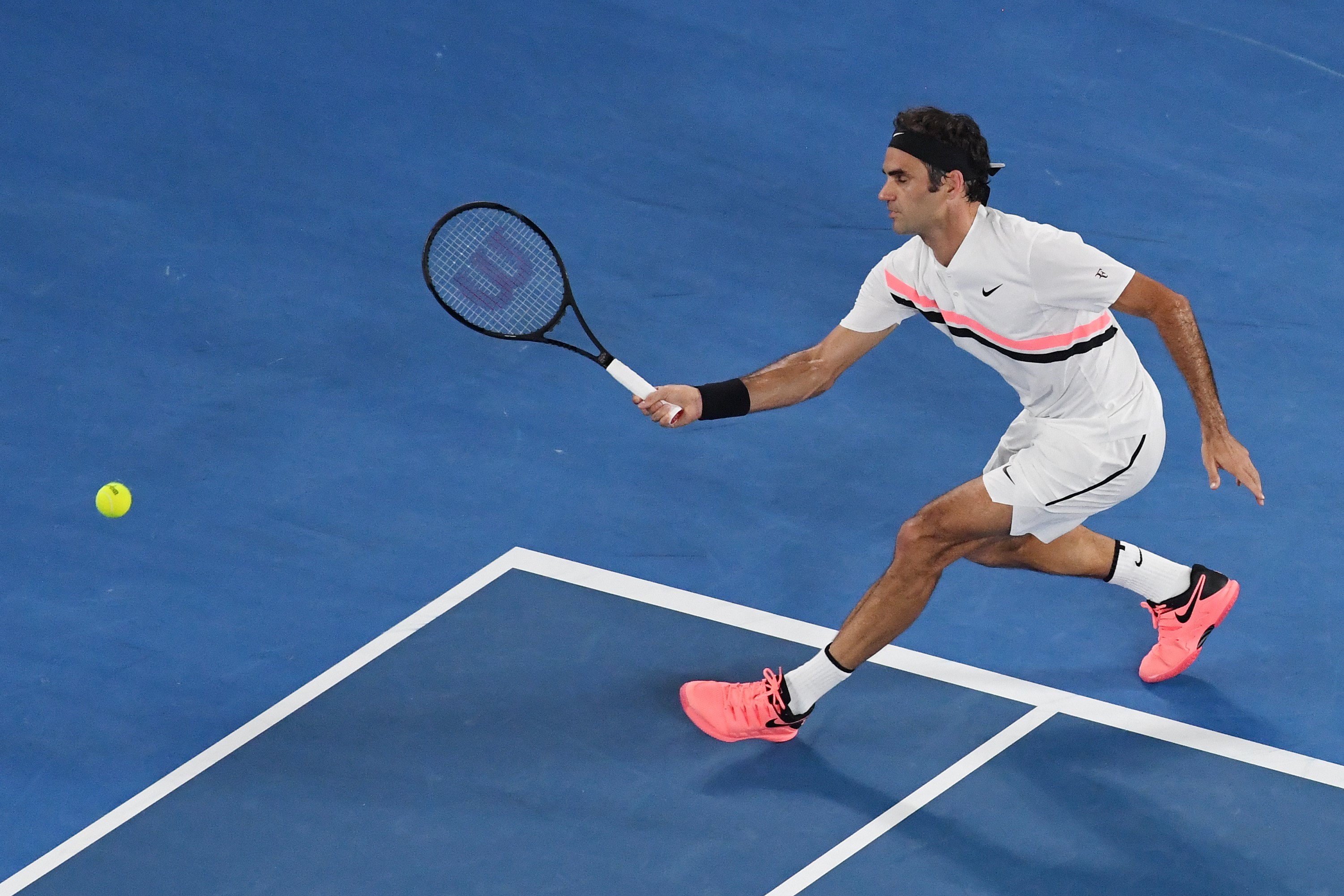 意大利网球队碾压澳大利亚网球队，费德勒高光表现