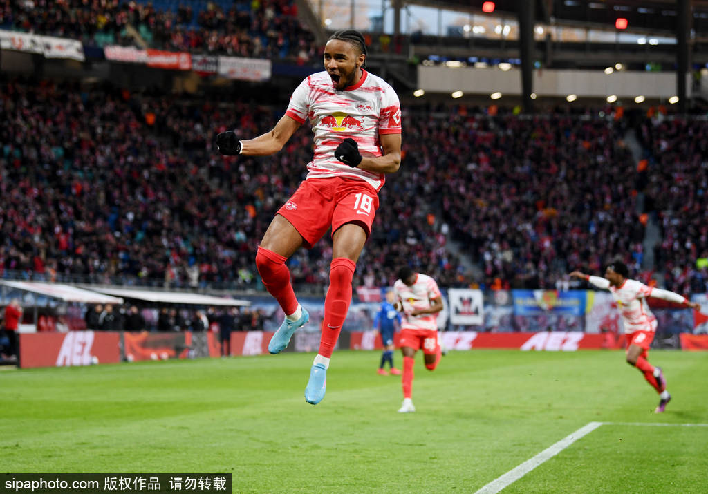 曼联鏖战日本，恩昆库高光表现的简单介绍