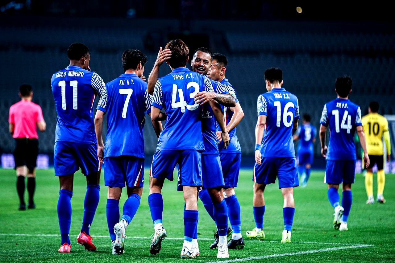 包含上海绿地申花队的球员状态备受瞩目的词条